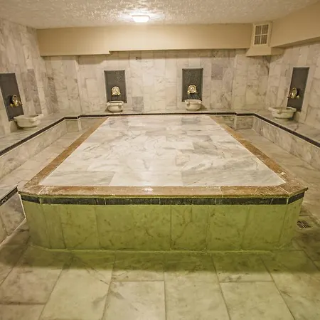 Comet De Luxe Hotel