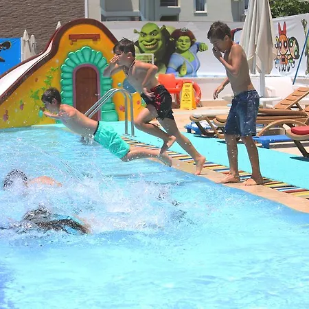 Comet De Luxe Marmaris
