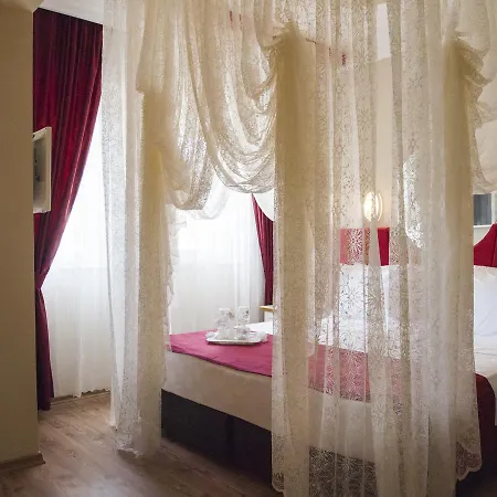 Hotel Comet De Luxe